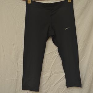 Nike Dri-fit Capri Workout Leggings